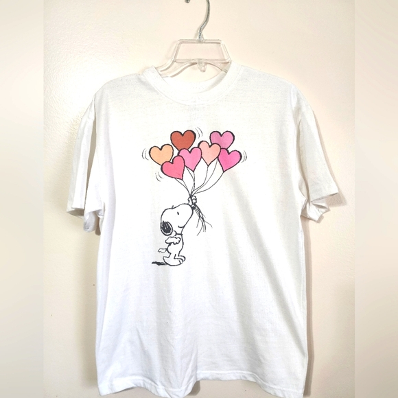 Peanuts Tops - Women's Snoopy Valentine's Day White Tshirt Size